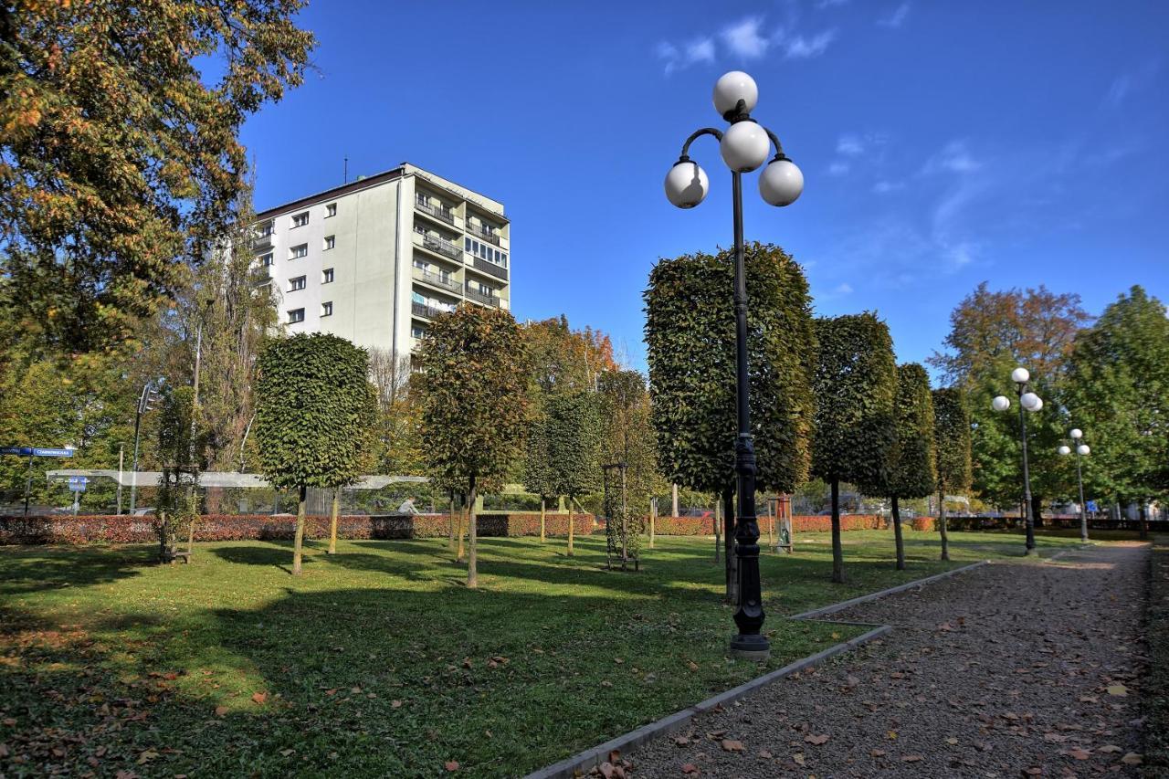 Czarnowiejska Micro Studio Cracóvia Exterior foto
